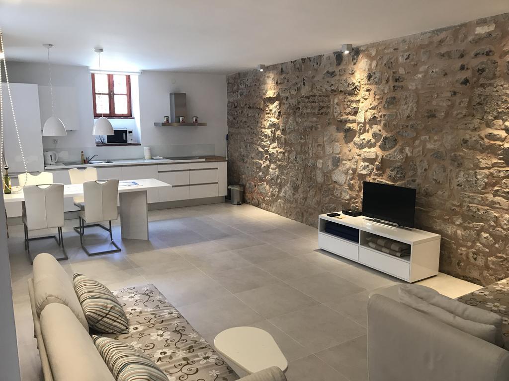 Apartments Andrea Split Bagian luar foto